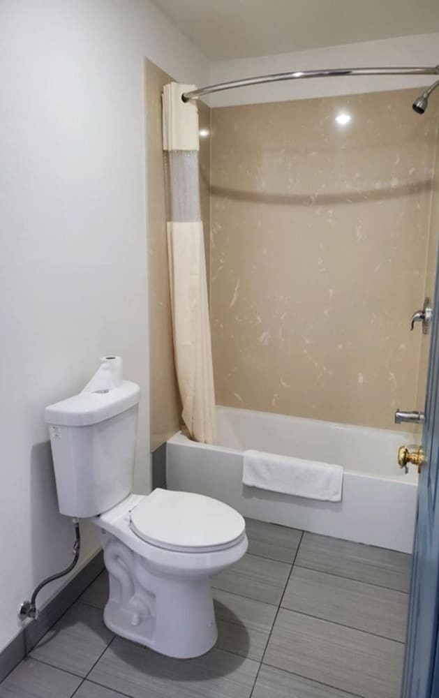 premier inn and suites