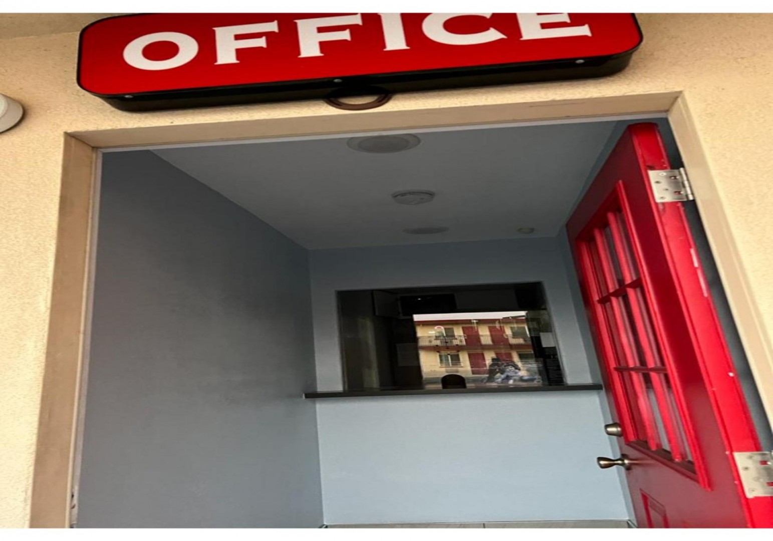 premier inn and suites