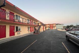 premier inn and suites