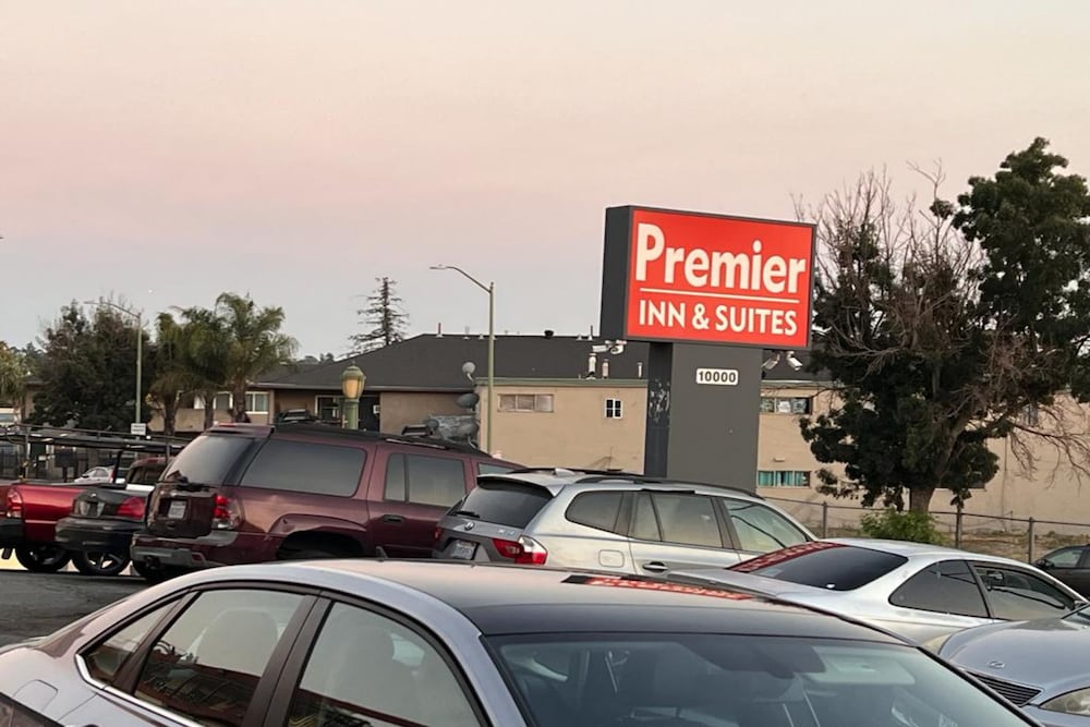 premier inn and suites