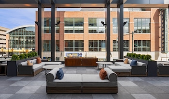 hyatt place indianapolis downtown