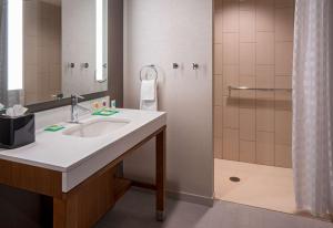 hyatt place indianapolis downtown