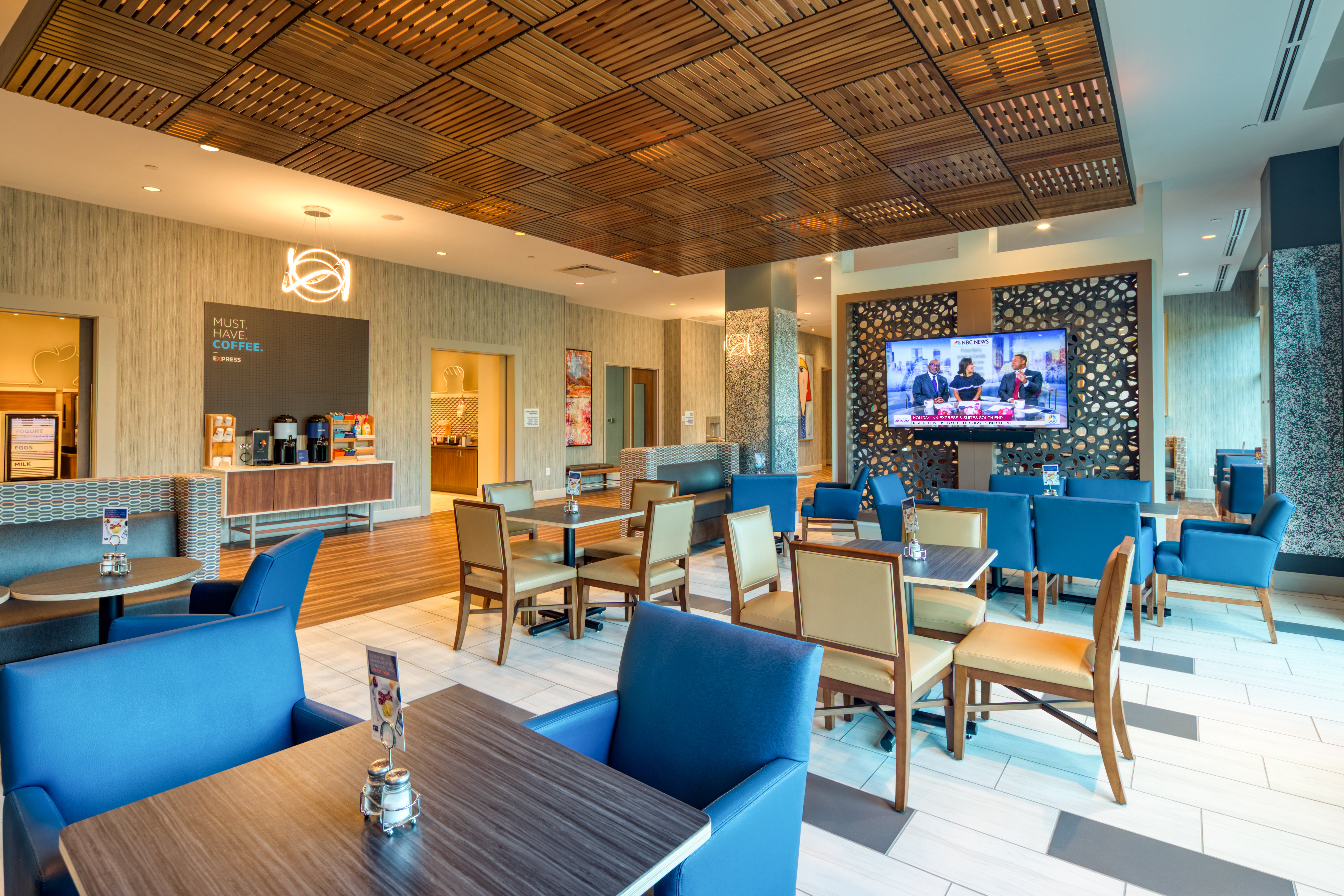 hol inn exp and suites charlotte south end