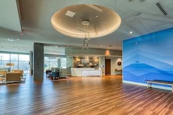 Hol. Inn Exp. And Suites Charlotte - South End,North Carolina>>Charlotte,2.5 star