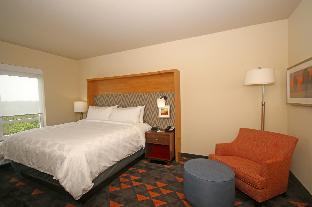 holiday inn and sts fayetteville w fort bragg area