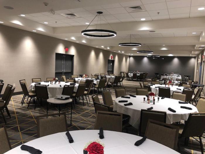 holiday inn and sts fayetteville w fort bragg area