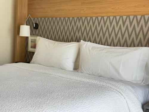 holiday inn and sts fayetteville w fort bragg area