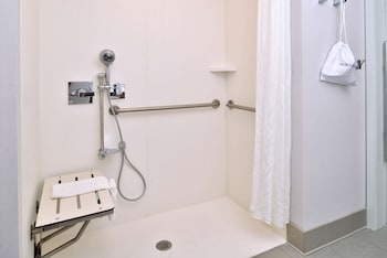 hampton inn tampa downtown channel district