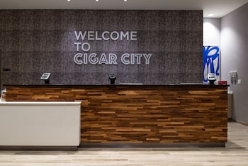 hampton inn tampa downtown channel district