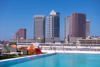 hampton inn tampa downtown channel district