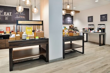 hampton inn tampa downtown channel district