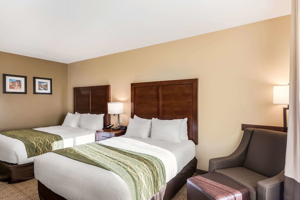 comfort inn and suites zion park area