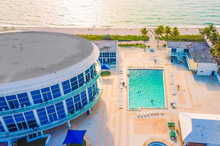 castle beach club condominiums by miarentals