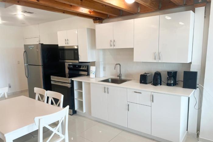 castle beach club condominiums by miarentals