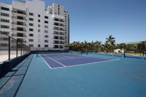castle beach club condominiums by miarentals