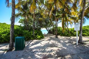 castle beach club condominiums by miarentals