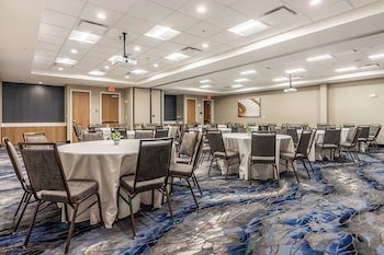 fairfield inn and suites by marriott dallas dfw airp