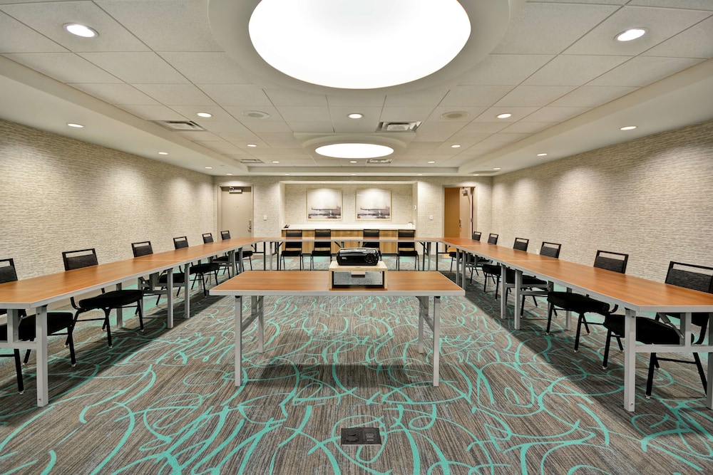 home2 suites by hilton at the galleria