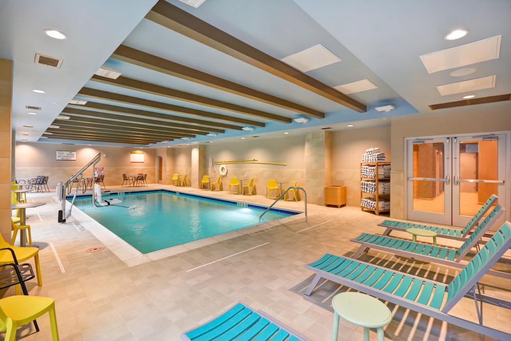 home2 suites by hilton at the galleria