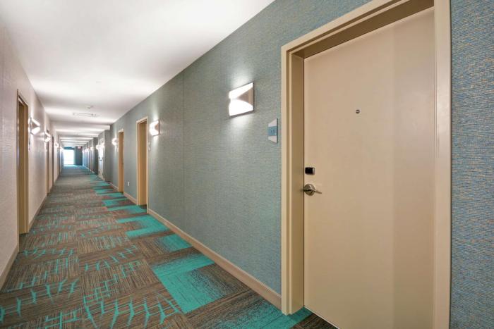 home2 suites by hilton at the galleria