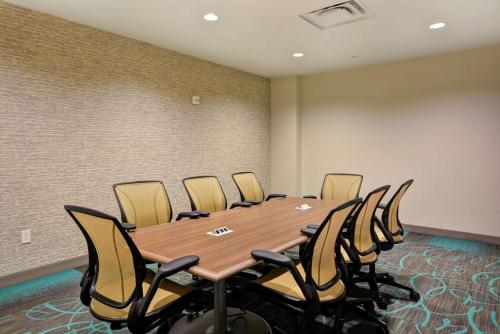 home2 suites by hilton at the galleria