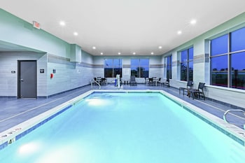 Hampton Inn Gardner Conference  Center,Gardner>>De Soto,3 star