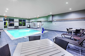 Hampton Inn Gardner Conference  Center,Gardner>>De Soto,3 star