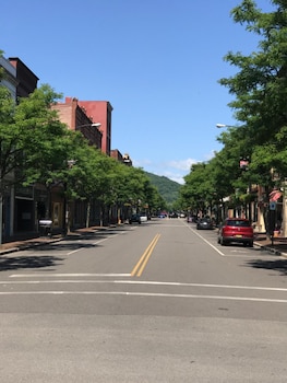 lodging at the gaffer inn