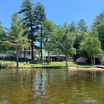 the woods inn