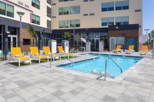 aloft glendale at westgate