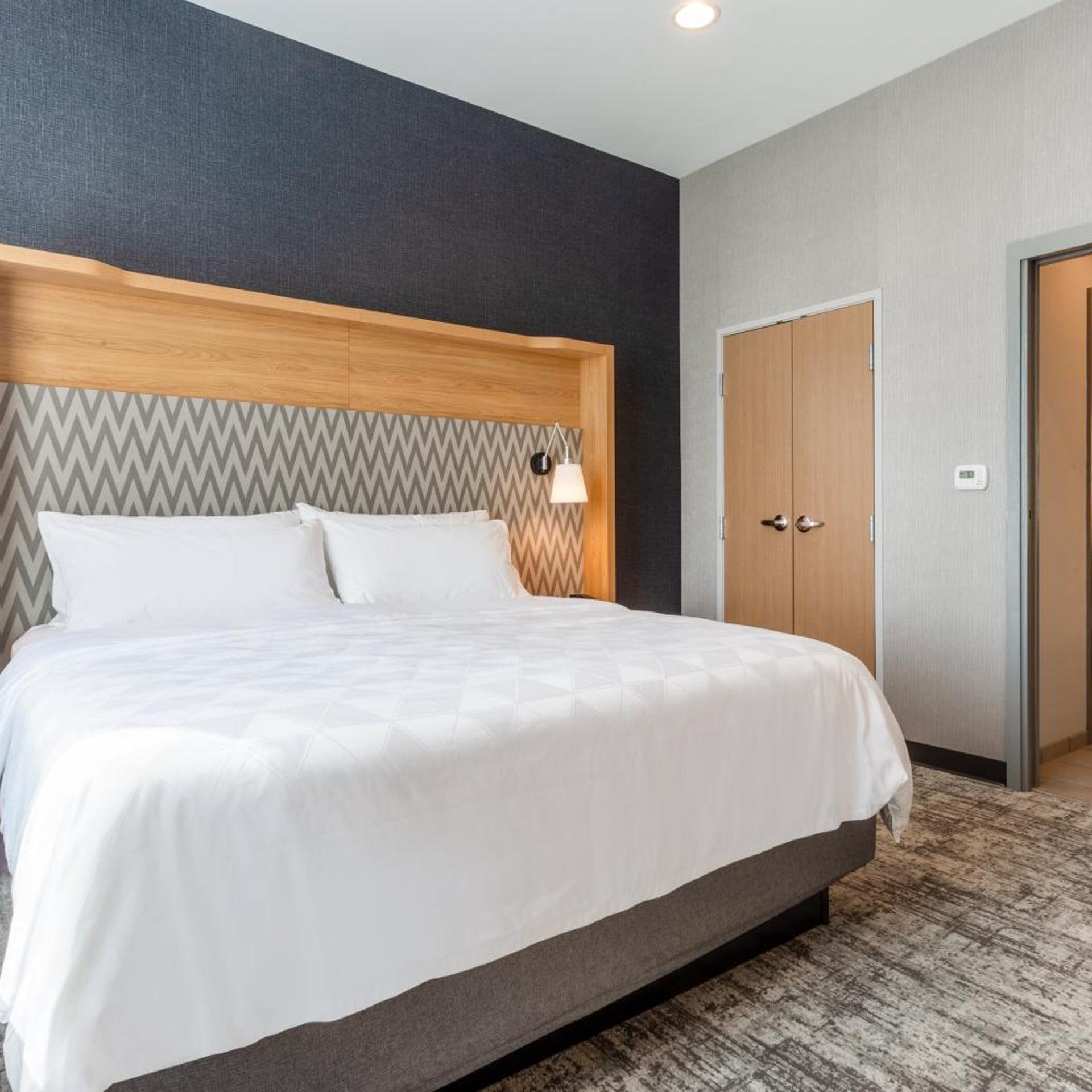 holiday inn cedar falls waterloo event ctr