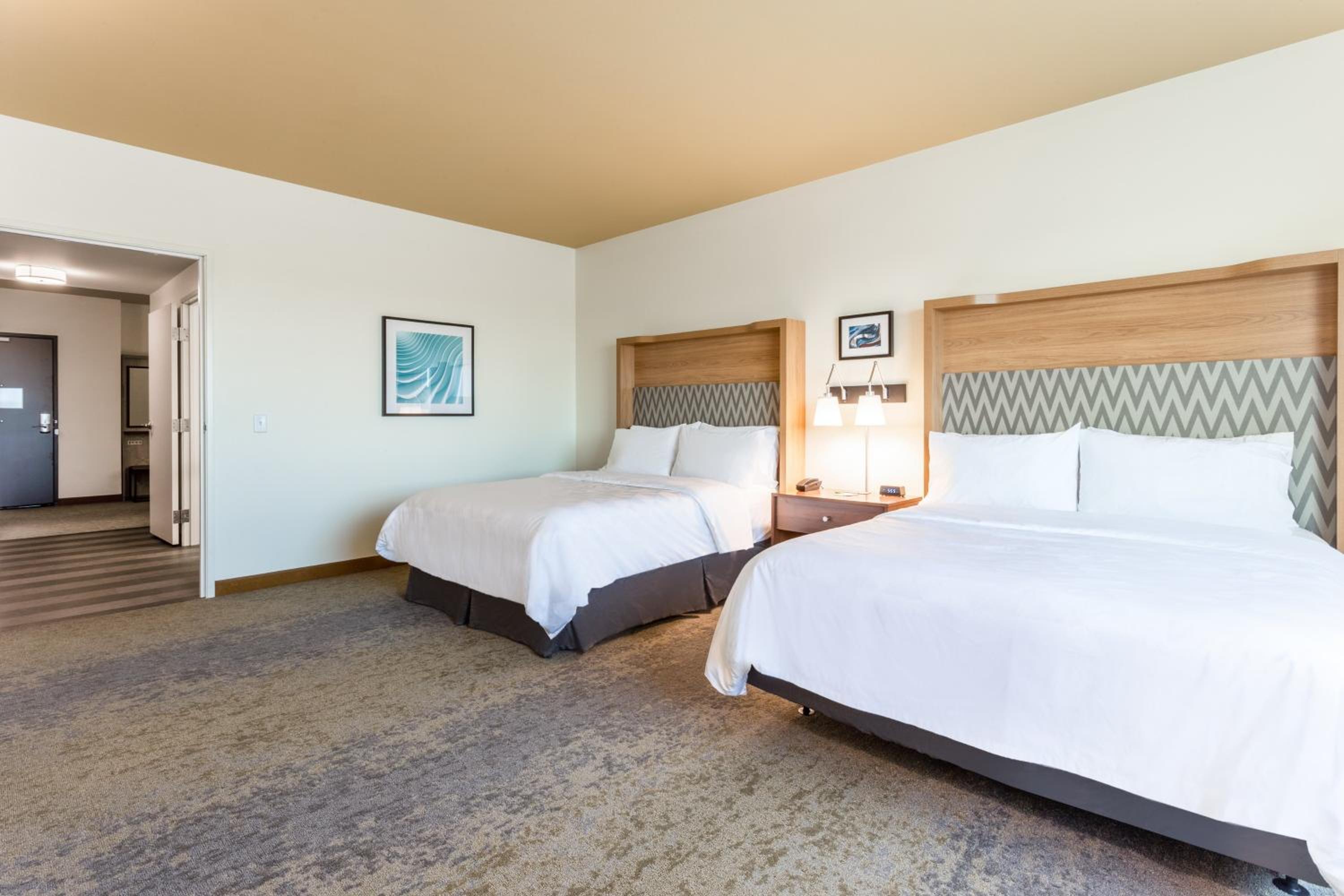 holiday inn cedar falls waterloo event ctr