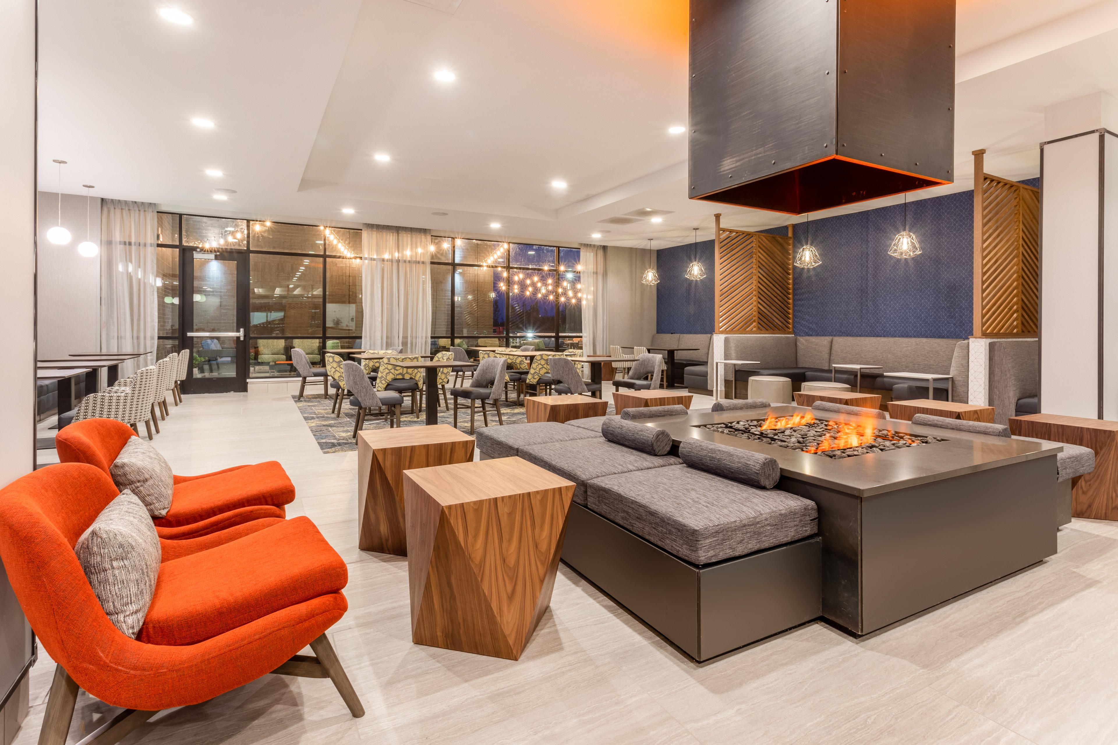 holiday inn cedar falls waterloo event ctr