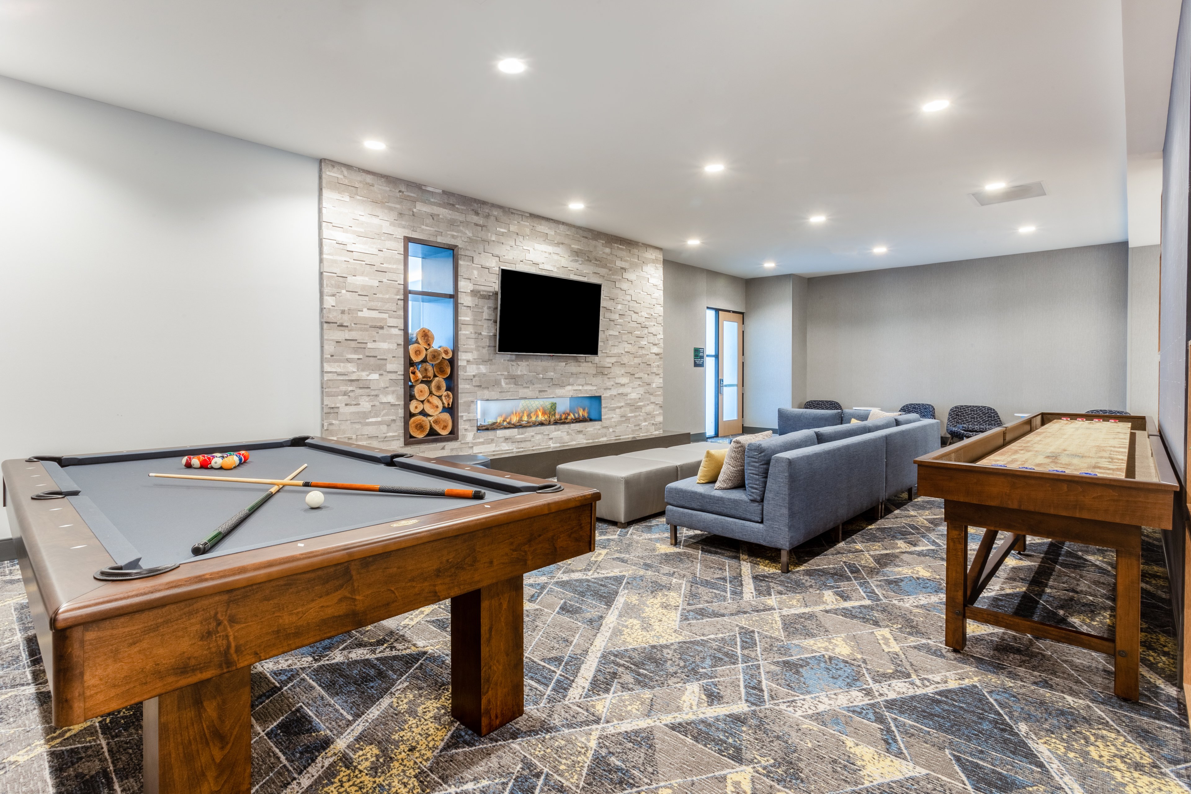 holiday inn cedar falls waterloo event ctr