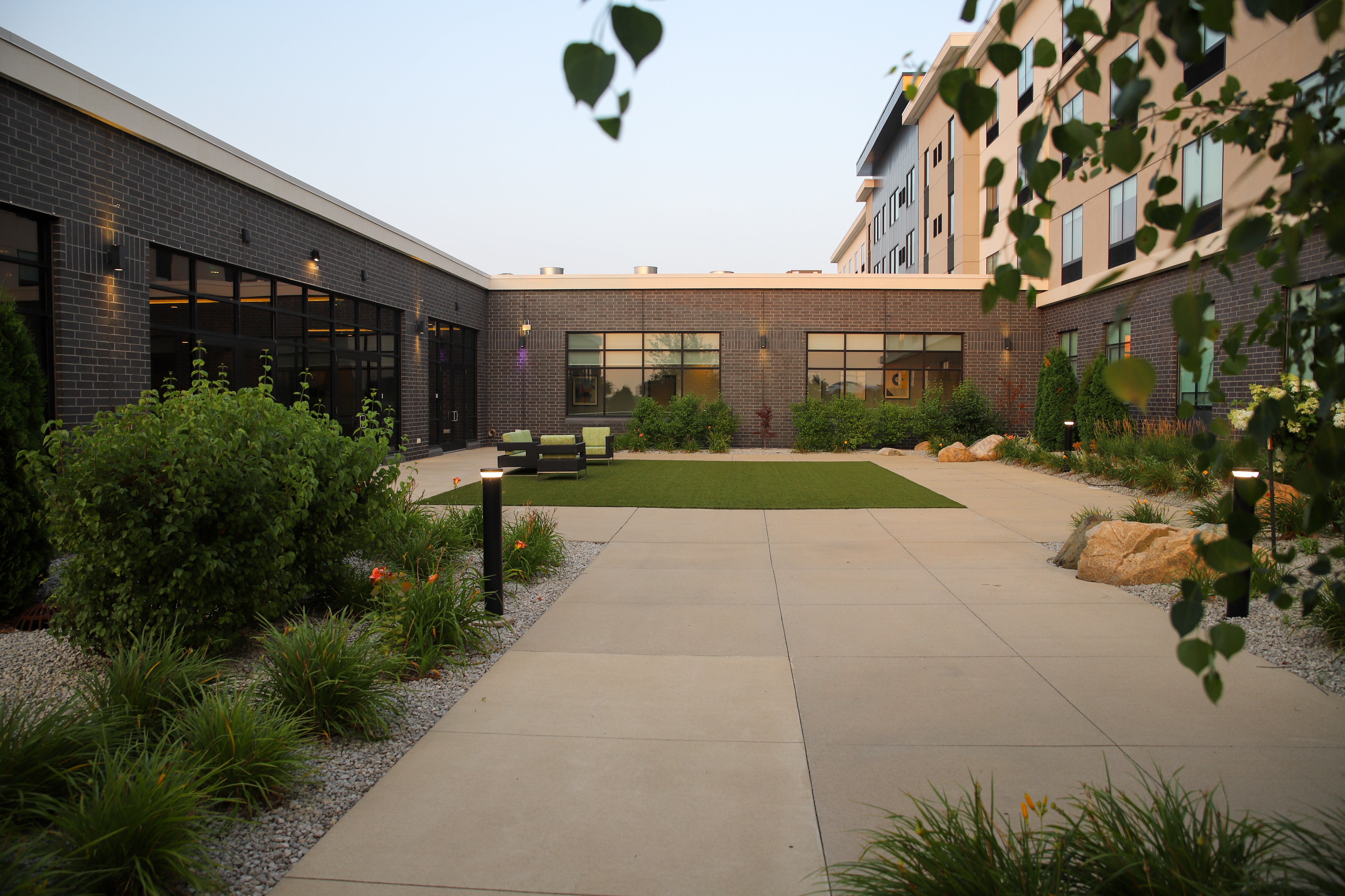 holiday inn cedar falls waterloo event ctr
