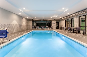 Holiday Inn  Cedar Falls-Waterloo Event Ctr,Waterloo>>Cedar Falls,3 star