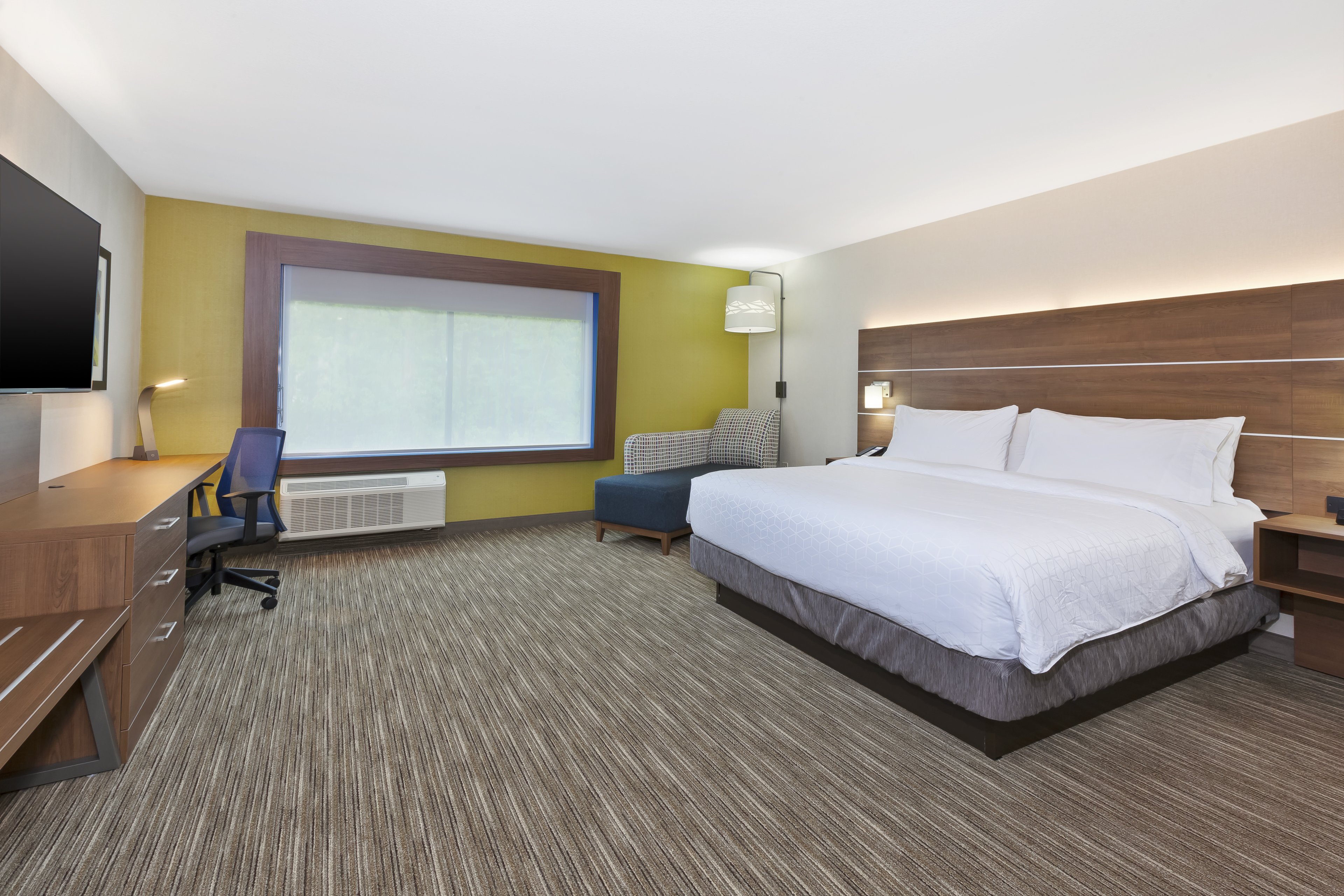 holiday inn express and suites painesville concord