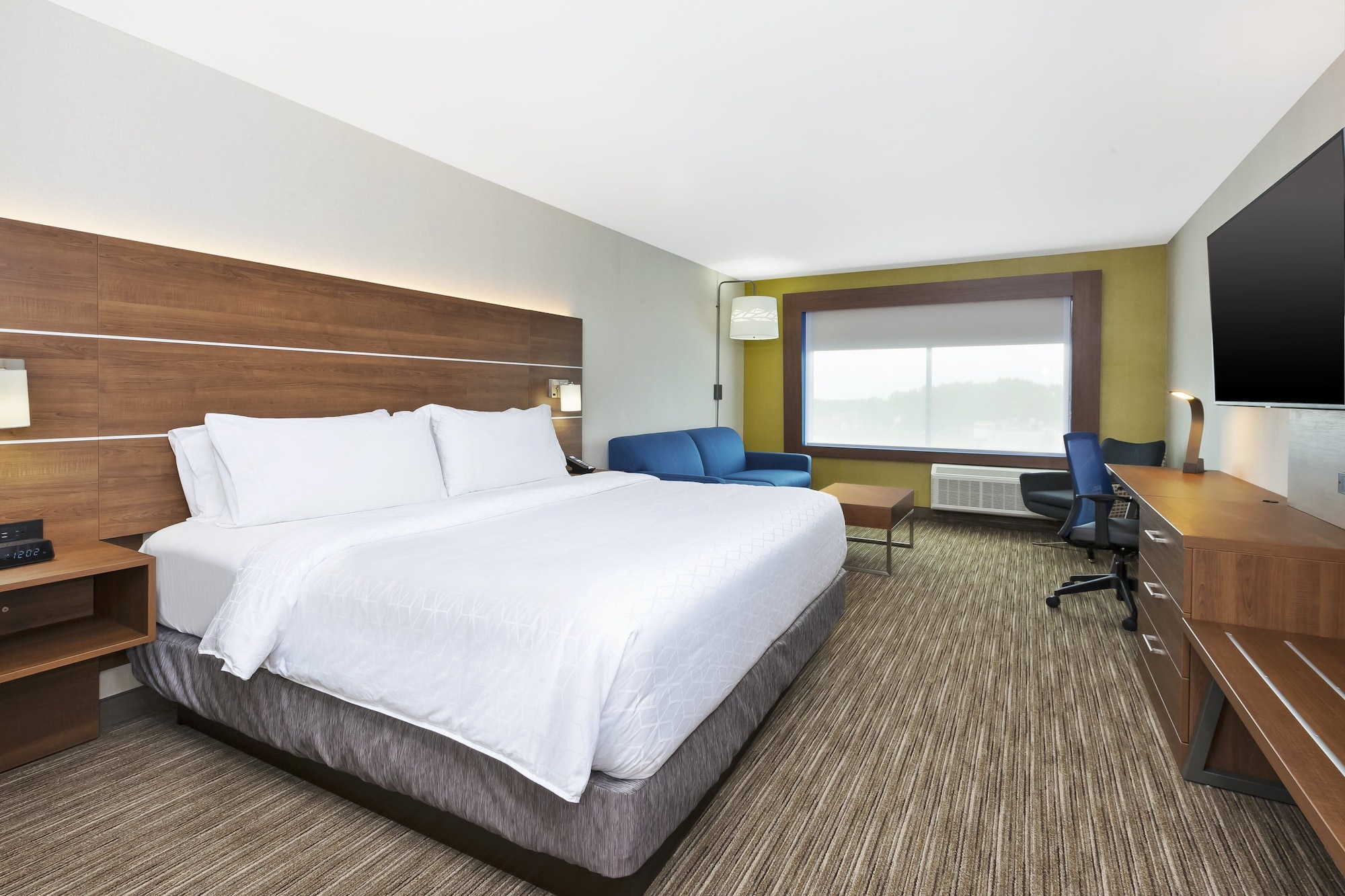 holiday inn express and suites painesville concord