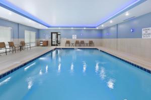 holiday inn express and suites painesville concord