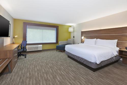 holiday inn express and suites painesville concord