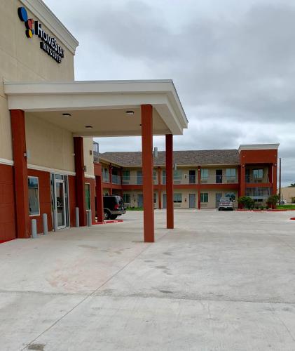 homestay inn and suites edinburg