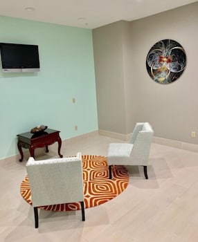 homestay inn and suites edinburg