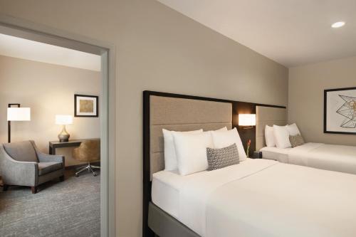 radisson hotel oklahoma city airport