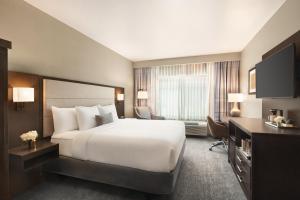 radisson hotel oklahoma city airport