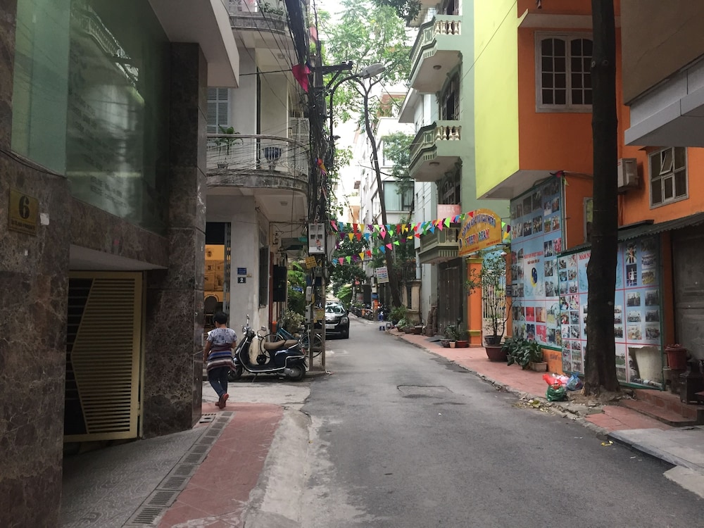 granda legend apartment