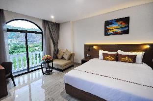 crown nguyen hoang hotel