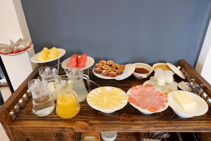 the g hotel hue hostel