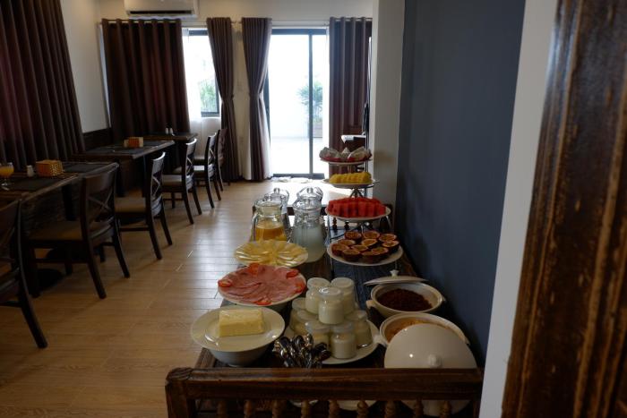 the g hotel hue hostel