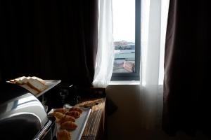 the g hotel hue hostel