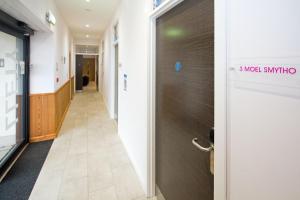 canolfan y fron hostel